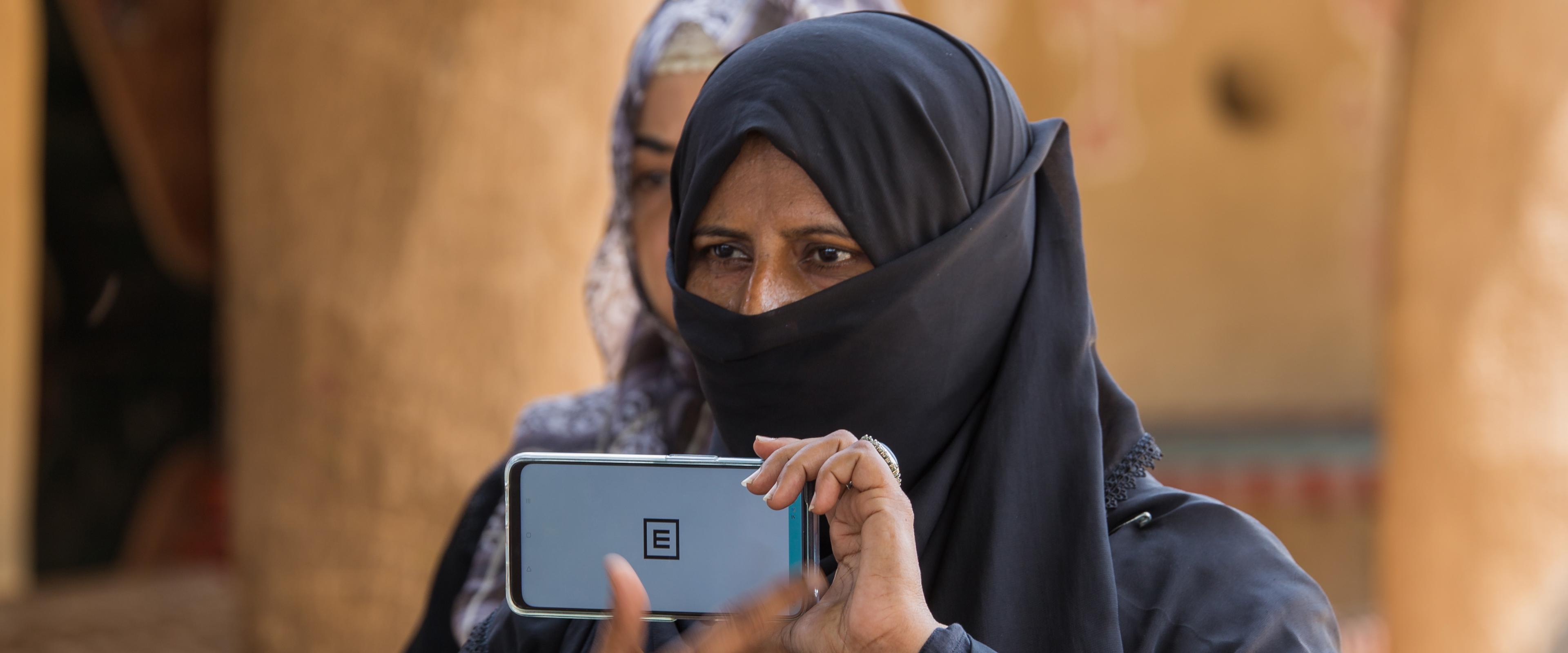Woman using the Peek app